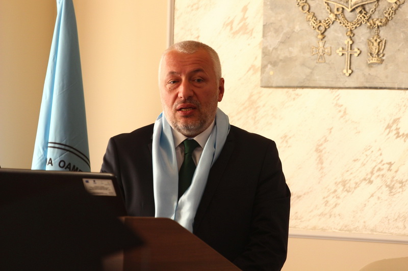 sefa promotiei 2015 iulian fota de la universitatea andrei saguna rodica mitu povestea unei luptatoare