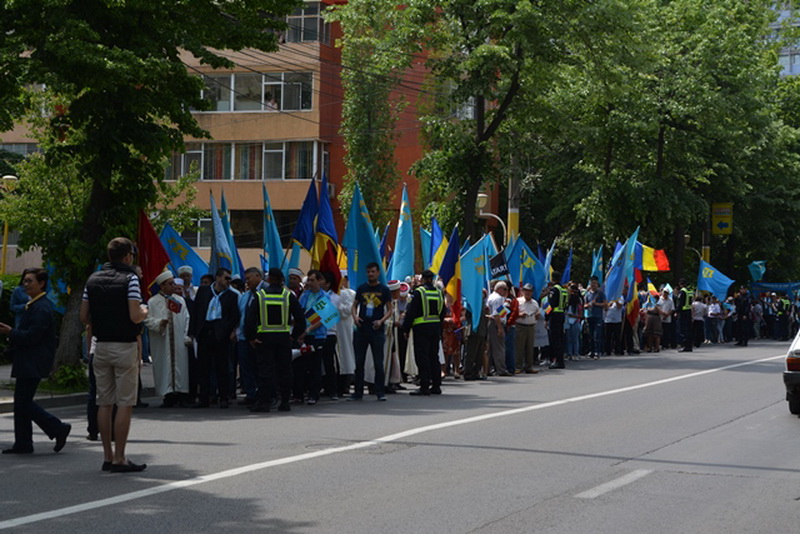 mars de solidaritate cu fratii tatari din crimeea organizat de udttmr galerie foto 547304