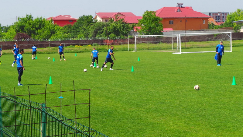 gica hagi si jucatorii viitorului au avut oaspeti de la fundatia real madrid galerie forto 547868 gica hagi si jucatorii viitorului au avut oaspeti de la fundatia real madrid galerie forto 547868