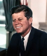 Ştiaţi că...?  Pe 29 mai 1917 – S-a nascut John F. Kennedy, presedinte al SUA