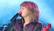 Știați că Suzi Quatro la frumoasa vârstă de 65 de ani (video)