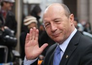 Băsescu s-a dus în inspecţie la vila Gogol, care i-a fost atribuită ca reşedinţă