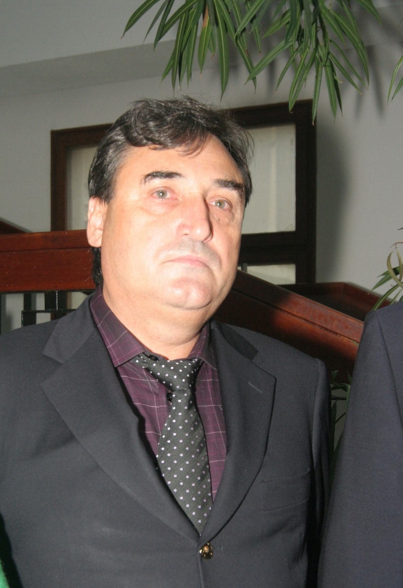 nimeni nu zboara peste hotare parlamentarii de constanta vacante in tara in hoteluri plutitoare galerie