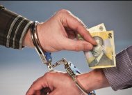 Șase profesori, cercetați sub control judiciar pentru luare de mită