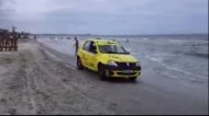 Taximetristul care s-a dus să îşi ia clientul din buza mării, amendat cu 15.000 de lei ! (video) 