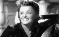 O viaţă trăită la extrem Edith Piaf, regina cântecului francez
