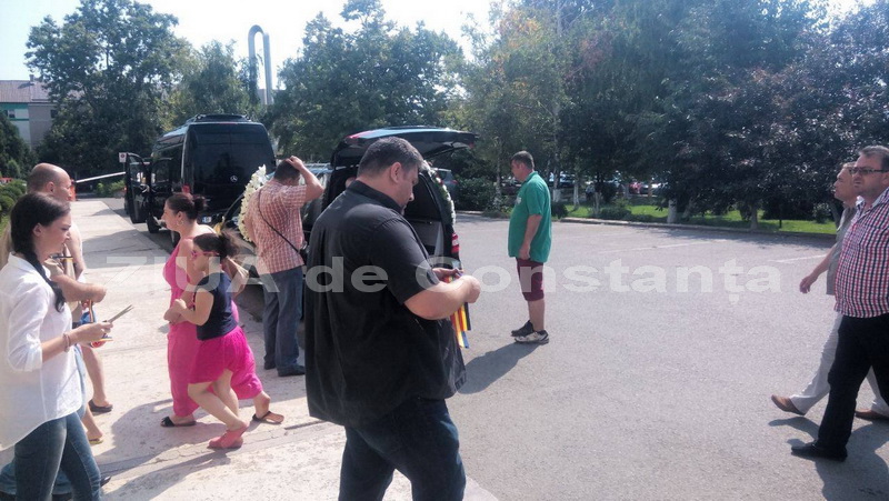 update 4 nicusor constantinescu la capataiul fostului sau coleg trupul neinsufletit al consilierului