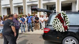 UPDATE 4. Nicușor Constantinescu, la căpătâiul fostului său coleg Trupul neînsuflețit al consilierului județean Stelian Nicolae Fronescu a părăsit CJC (galerie foto)                          