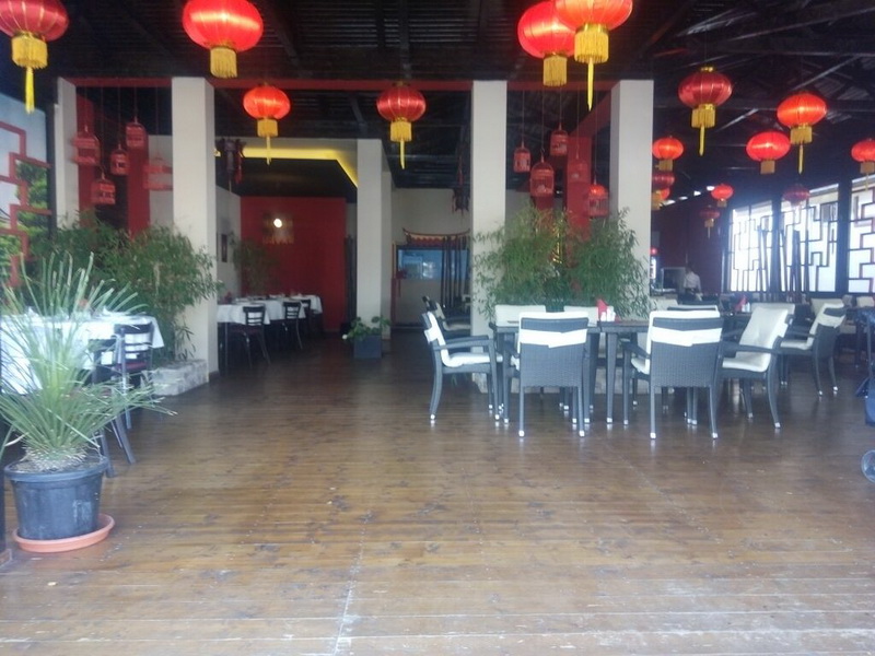 unul dintre asociati detine si la piazzetta yu ming coltul chinezesc din inima statiunii mamaia galerie