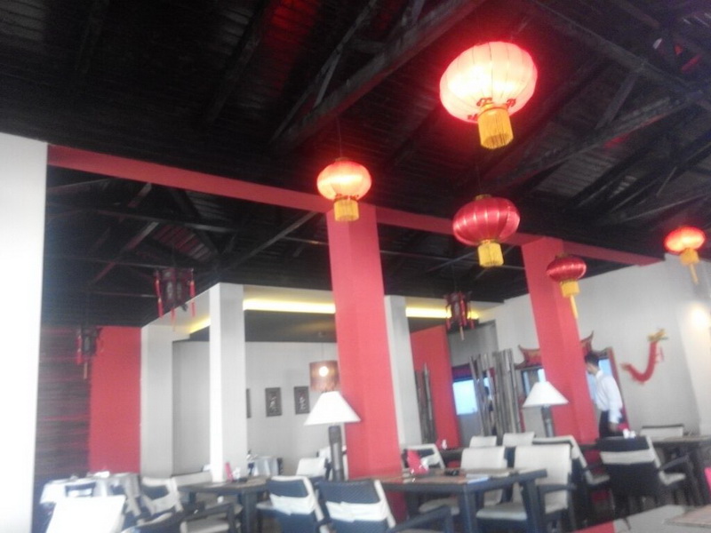 unul dintre asociati detine si la piazzetta yu ming coltul chinezesc din inima statiunii mamaia galerie