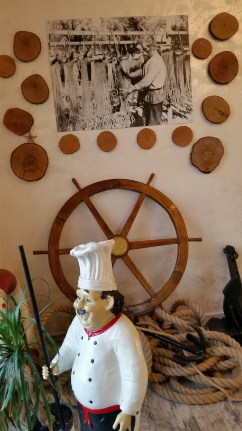 la restaurantul beluga pestele este adus direct din navoadele pescarilor galerie foto 559290
