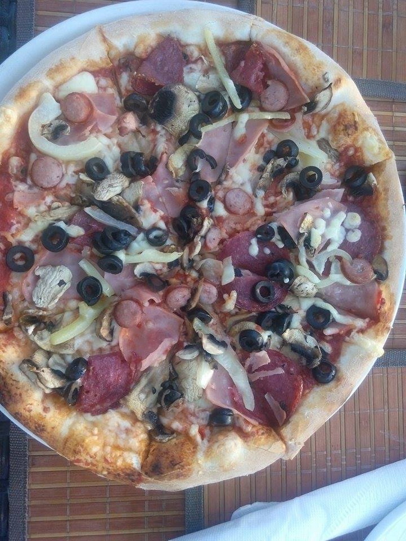 restaurantul d amico locul unde mananci o pizza vero satioasa galerie foto 559446