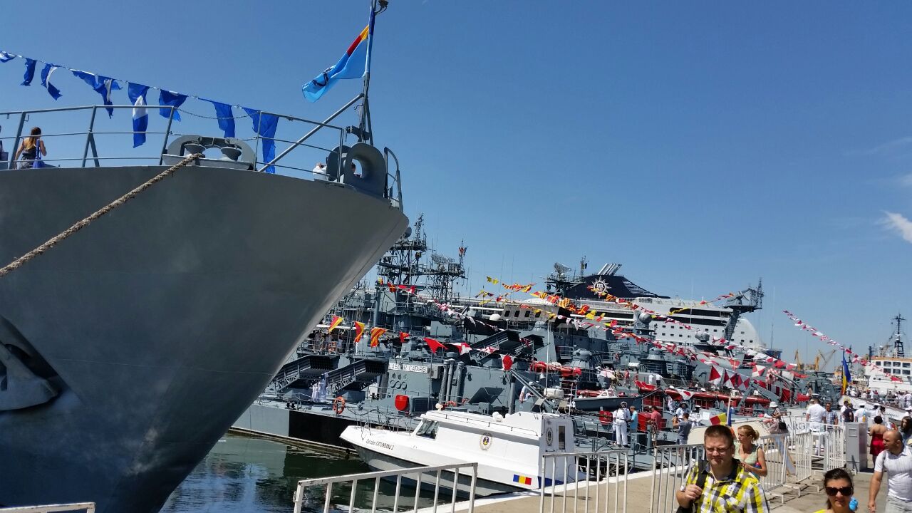 fotoreportaj fascinatie de ziua portilor deschise in dana militara a portului constanta galerie foto