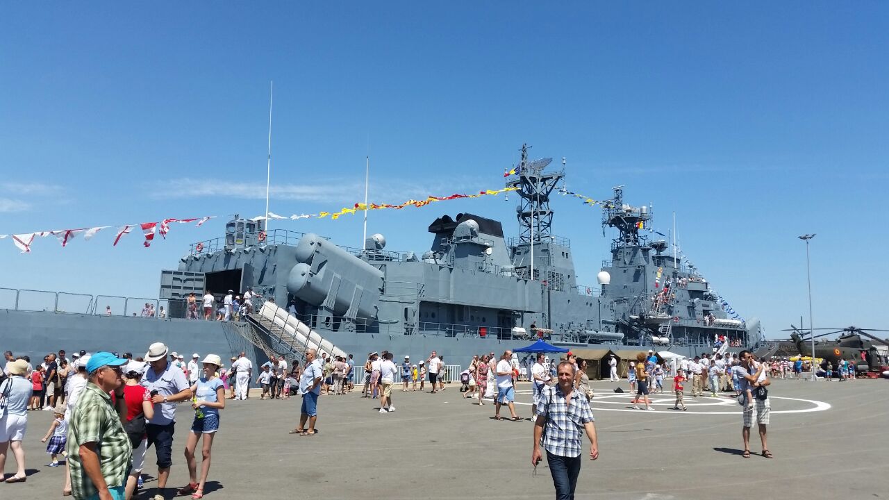 fotoreportaj fascinatie de ziua portilor deschise in dana militara a portului constanta galerie foto