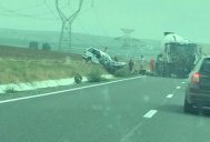 UPDATE2. Accident rutier grav pe DN22Două maşini s-au ciocnit frontal la Popasul Taşaul       