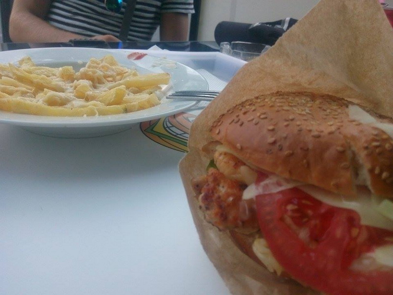 crazy sandwich locul unde gasesti produse traditionale fast food la un pret mic galerie foto 560307