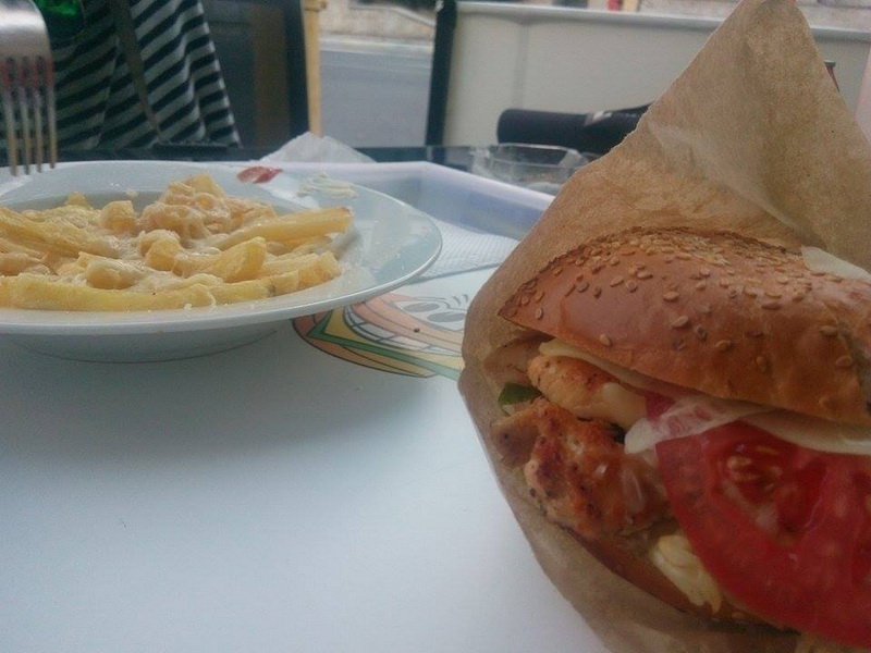 crazy sandwich locul unde gasesti produse traditionale fast food la un pret mic galerie foto 560307