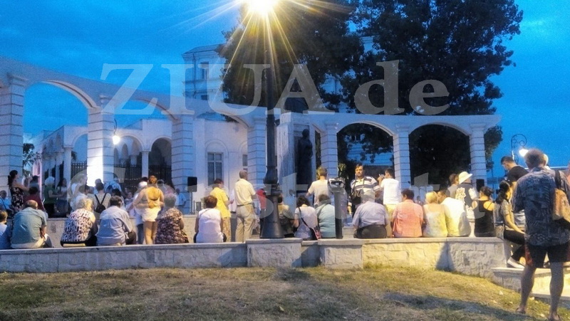 solistii ion bodnaras si sorina preda in concert pe faleza 560274
