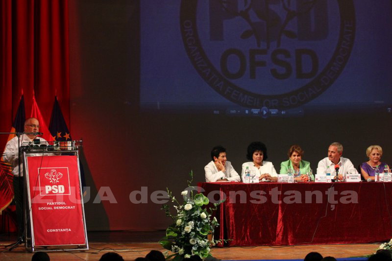 felix stroe noul presedinte al organizatiei judetene psd constanta felicitat de liviu dragnea galerie felix stroe noul presedinte al organizatiei judetene psd constanta felicitat de liviu dragnea galerie