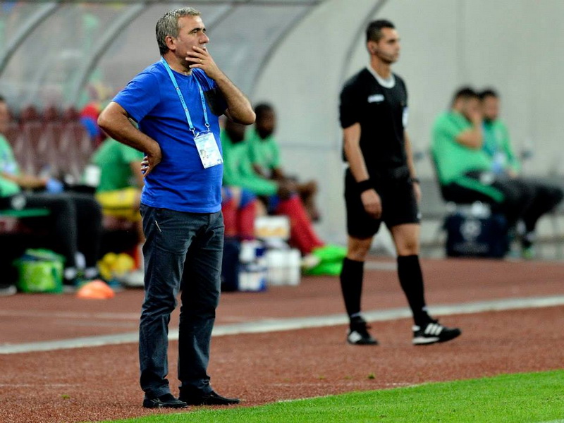 fc viitorul a reclamat doua lovituri de la 11 m in meciul cu steaua gica hagi penalty mai clar ca asta