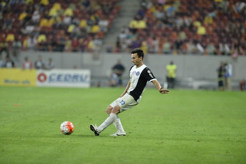 fc viitorul a reclamat doua lovituri de la 11 m in meciul cu steaua gica hagi penalty mai clar ca asta