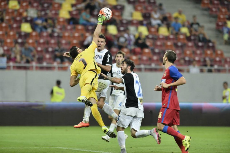 fc viitorul a reclamat doua lovituri de la 11 m in meciul cu steaua gica hagi penalty mai clar ca asta