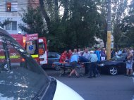 UPDATE - O persoană a fost lovită de o mașină pe strada Adamclisi (galerie foto)  