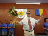 Fotoreportaj „Mai lasă-mi pe cer, încă, steaua / Dacă eu am să mor, ce câştigi?“. Imagini de colecţie cu defunctul Corneliu Vadim Tudor la Constanţa          