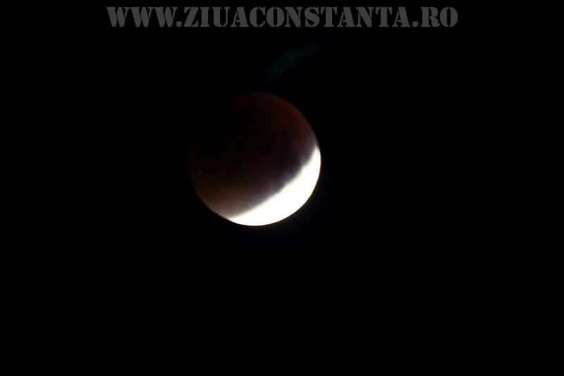 fotoreportaj luna insangerata un fenomen astronomic rar 566239
