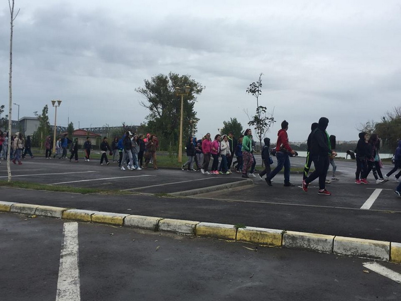 actiune de ecologizare si educatie non formala cum au marcat polaris m holding si primaria ziua verde