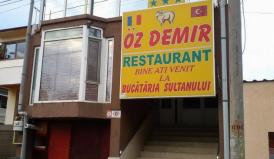 Restaurantul Oz Demir, bucătărie turcească într-o atmosferă orientală (galerie foto)