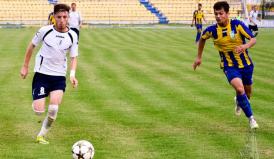 Puştiul-minune a început fotbalul în Italia Dănuţ Mihai Ion dă goluri la Farul cu ghetele „Duţu 14“ (galerie foto) 