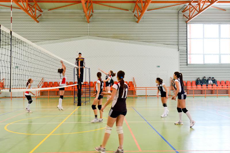 sandra sonia e voleibalista la slen 90 medgidia fiica fostului fotbalist marius axinciuc sefa de promotie