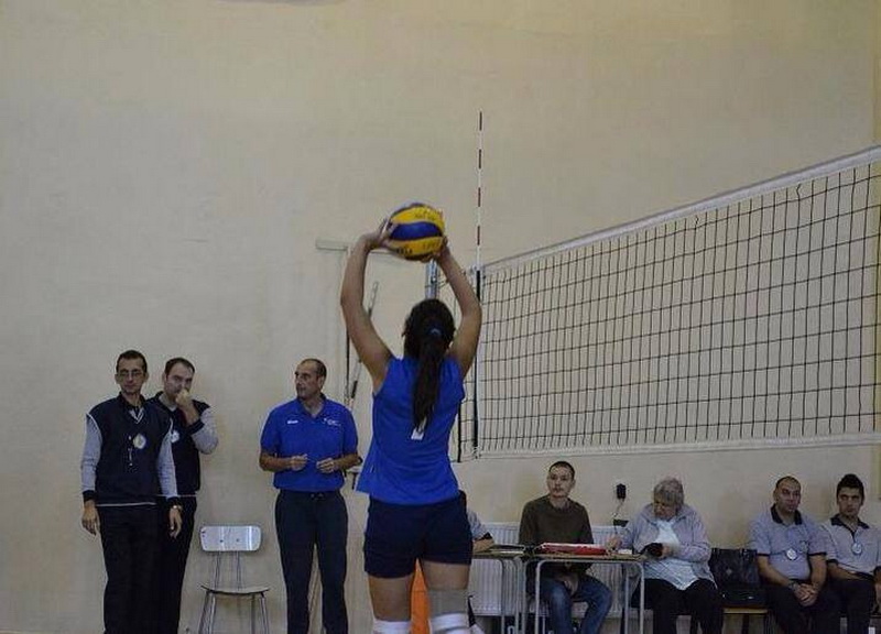 sandra sonia e voleibalista la slen 90 medgidia fiica fostului fotbalist marius axinciuc sefa de promotie