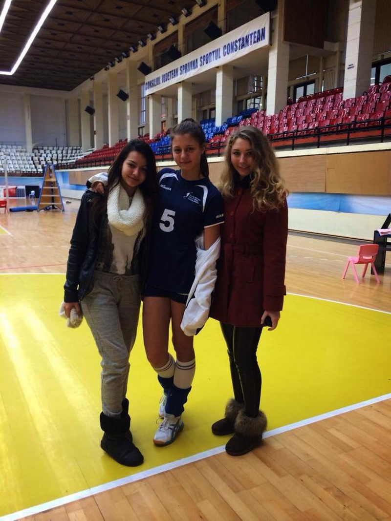 sandra sonia e voleibalista la slen 90 medgidia fiica fostului fotbalist marius axinciuc sefa de promotie