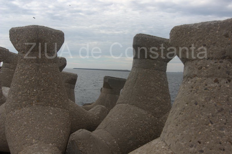 fotoreportaj imagini superbe cu extinderea digului de larg din portul constanta 571953