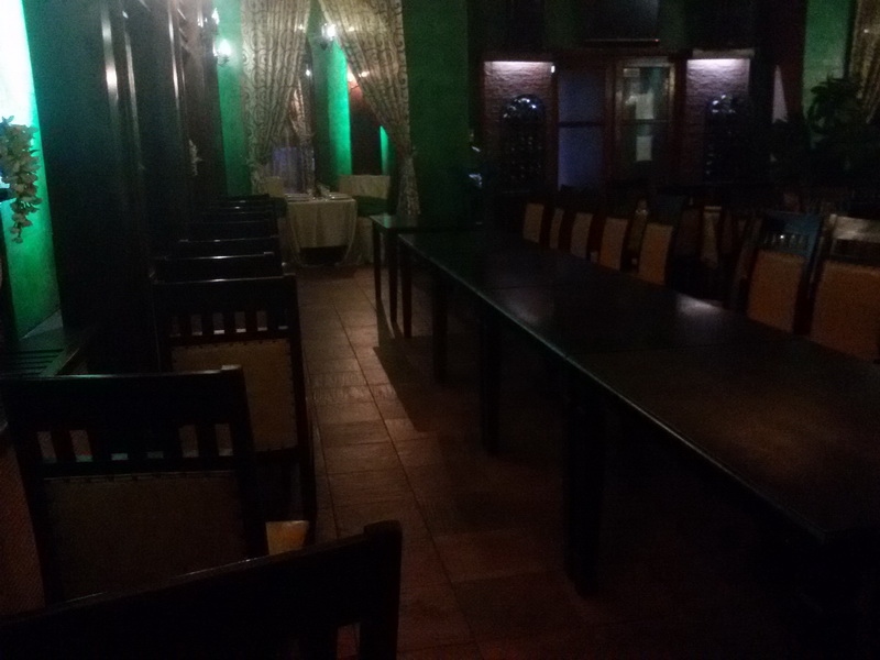 restaurantul temple local desprins din evul mediu si ancorat in realitatea friguroasa a constantei galerie