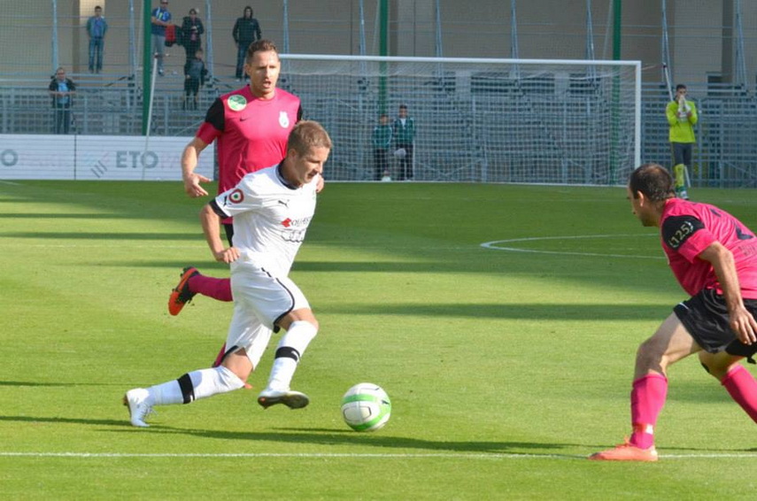 fotbalist la farul constanta onisor nicorec a facut schimb de tricouri cu thomas muller de la bayern