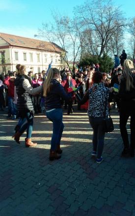 Grupul Colectiv Constanţa a scos românii în stradă