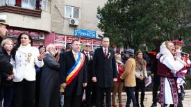 UPDATE - Ziua Naţională, sărbătorită cu fast de sute de oameni la Năvodari (galerie foto+video)      
