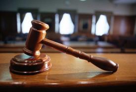 Doi bărbaţi, sub acţiune penală deoarece au încercat să ofere mită agenţilor de poliţie