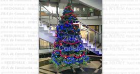 Iată cum arată bradul din Palatul Justiţiei Constanţa    