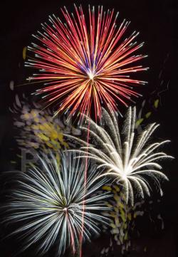 Sfaturi pentru noaptea dintre ani Artificiile din noaptea de revelion și măsurile de precauție