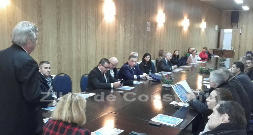 buchete alb albastre de la cs farul pentru campioanele eliza samara si cristina haraci 576305