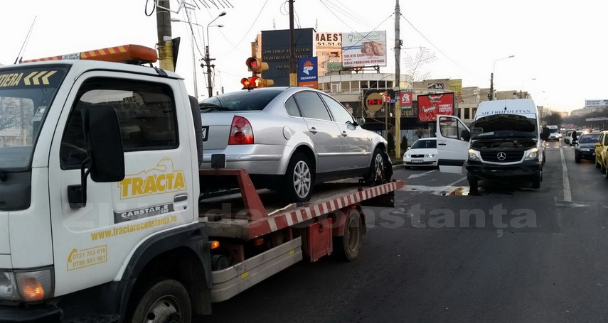 accident cu trei masini in zona dacia din constanta 577372 accident cu trei masini in zona dacia din constanta 577372