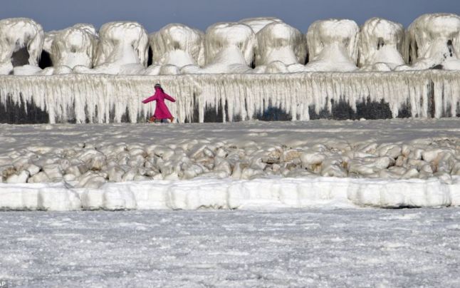 Surprizele Anotimpului Geros La Constanţa Imagini De Vis Cu Marea