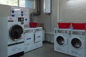 Până la cinci milioane de lei pentru spălarea lenjeriilor de pat și a halatelor medicilor din Spitalul Județean Constanța (document) 