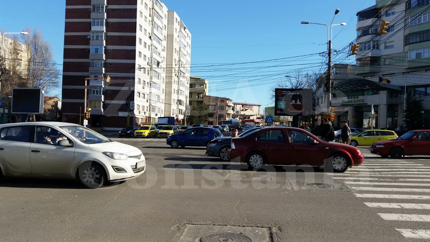 accident in intersectia din zona casei de cultura din constanta 578846