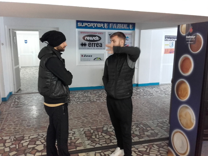 moonwalk hibernal la constanta spectacol michael jackson a dansat pe gheata la reunirea fc farul galerie moonwalk hibernal la constanta spectacol michael jackson a dansat pe gheata la reunirea fc farul galerie