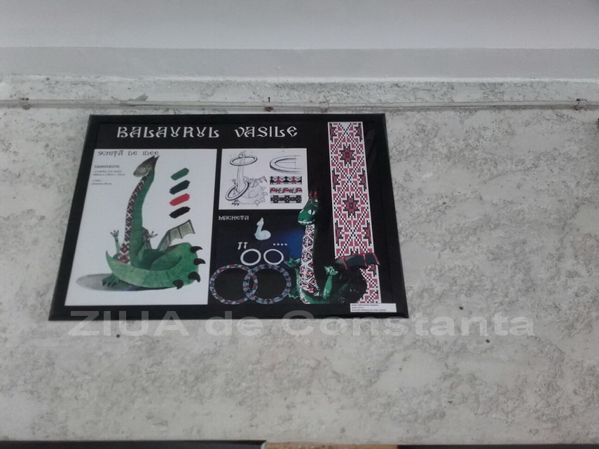 expozitie de design vestimentar si de obiect la colegiul national de arte regina maria din constanta